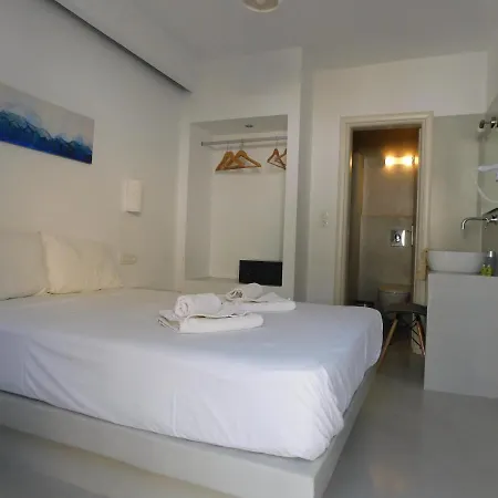 Fira East Apartment